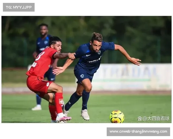 进球无效!VAR判定巴黎FC越位在先,欧塞尔逃过一劫 进球无效!VAR判定巴黎FC越位在先,欧塞尔逃过一劫